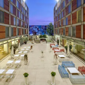 Doubletree By Hilton Отель Милан