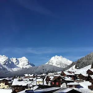 bb-solder-chalet-dolomiti.hotelinveneto.com/