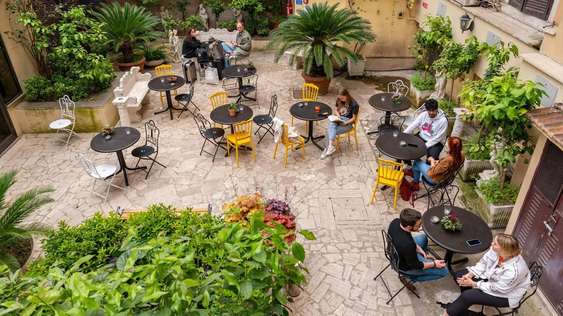 Albergue Ostello Bello Roma Colosseo